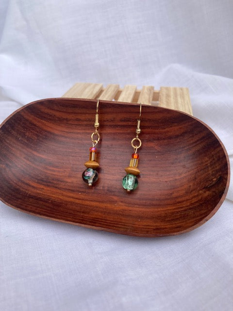 Glass and wood 03-02