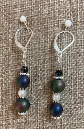 Simple Elegance 03-19