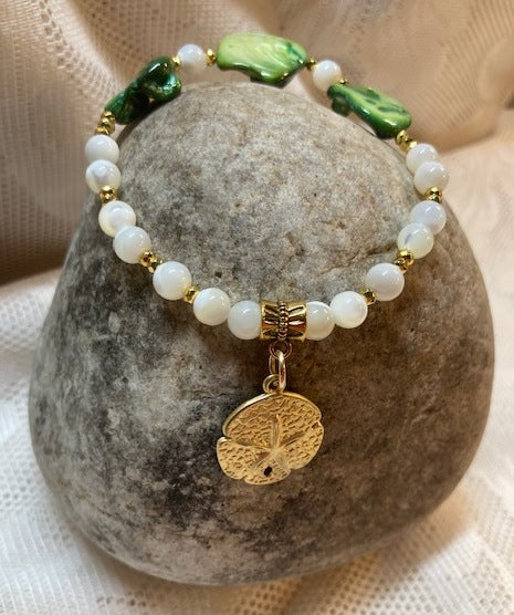 Sea pearls 02-17