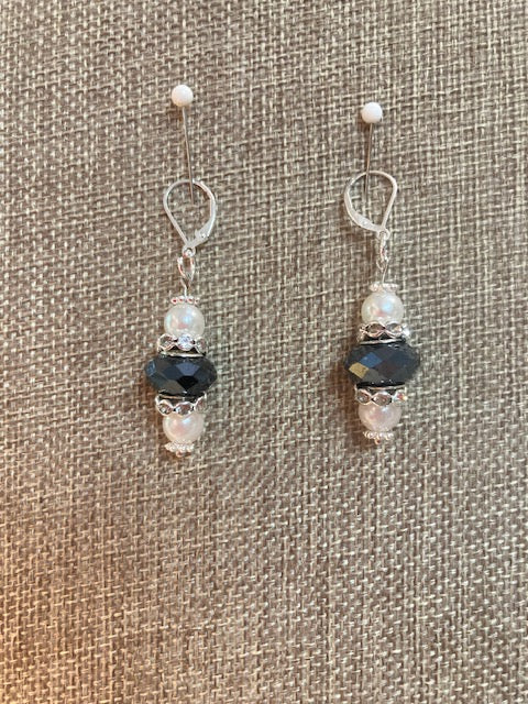 Navy sparkle and pearls  03-05